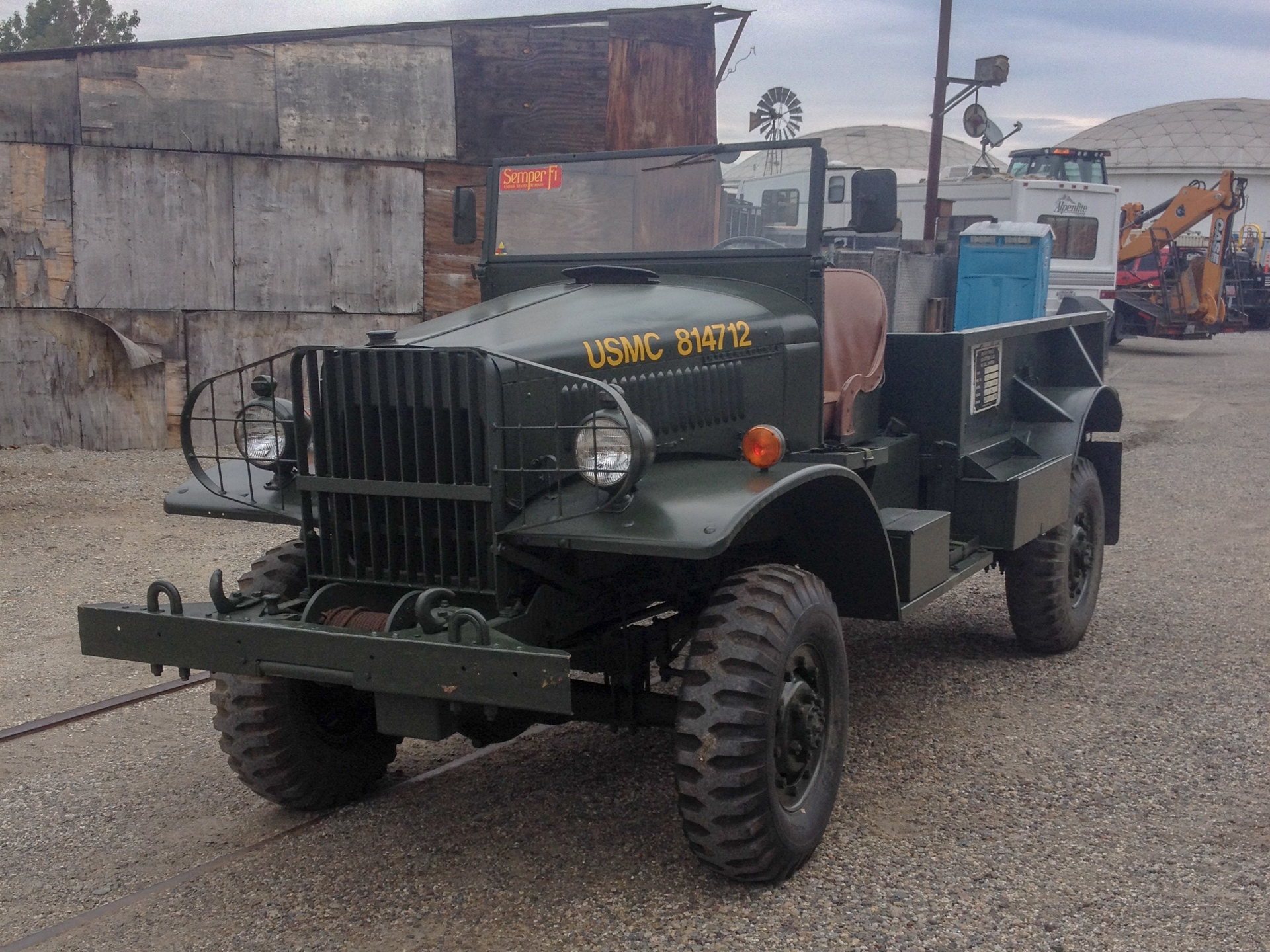 International M-2-4 1 Ton — view 3