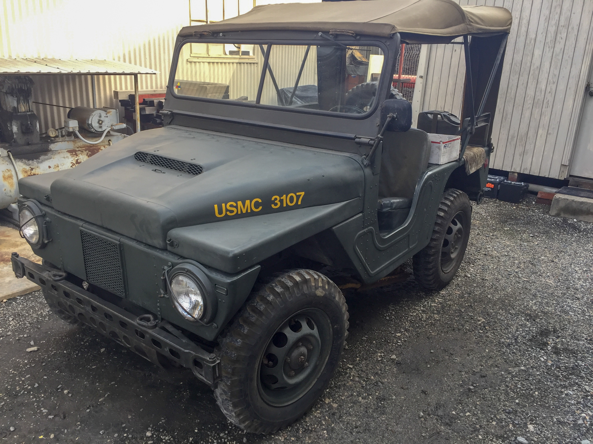 AMC Mighty Mite M422 A1
