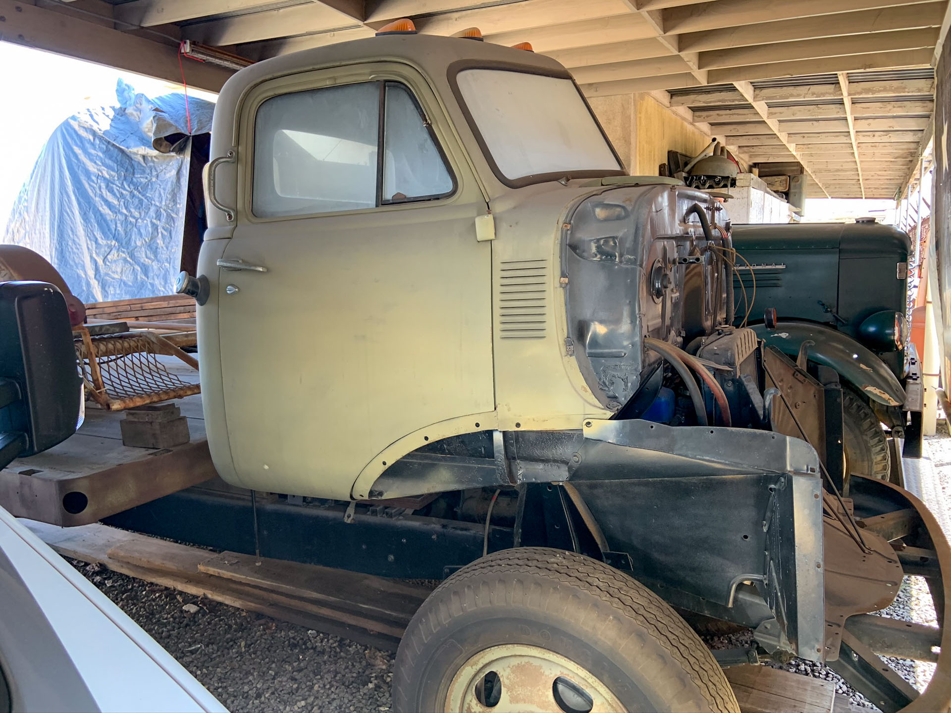 Chevrolet Cabover (5400S)