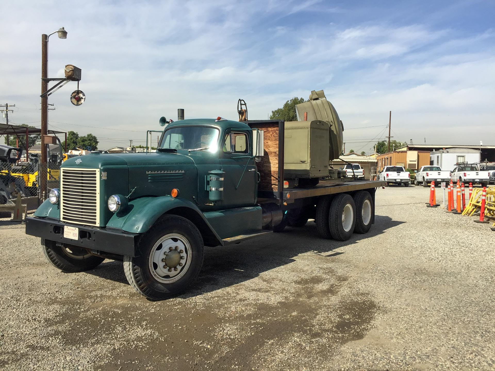 International Westcoaster LFD-402